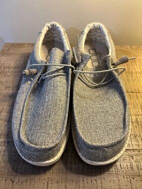 Hey Dude Men's Slip-On Wally Loafers in Heather Gray size 11